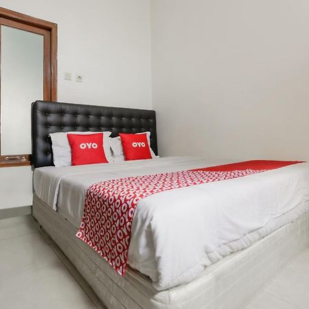 Super Oyo 3838 Tamansari Guest House Solo 外观 照片