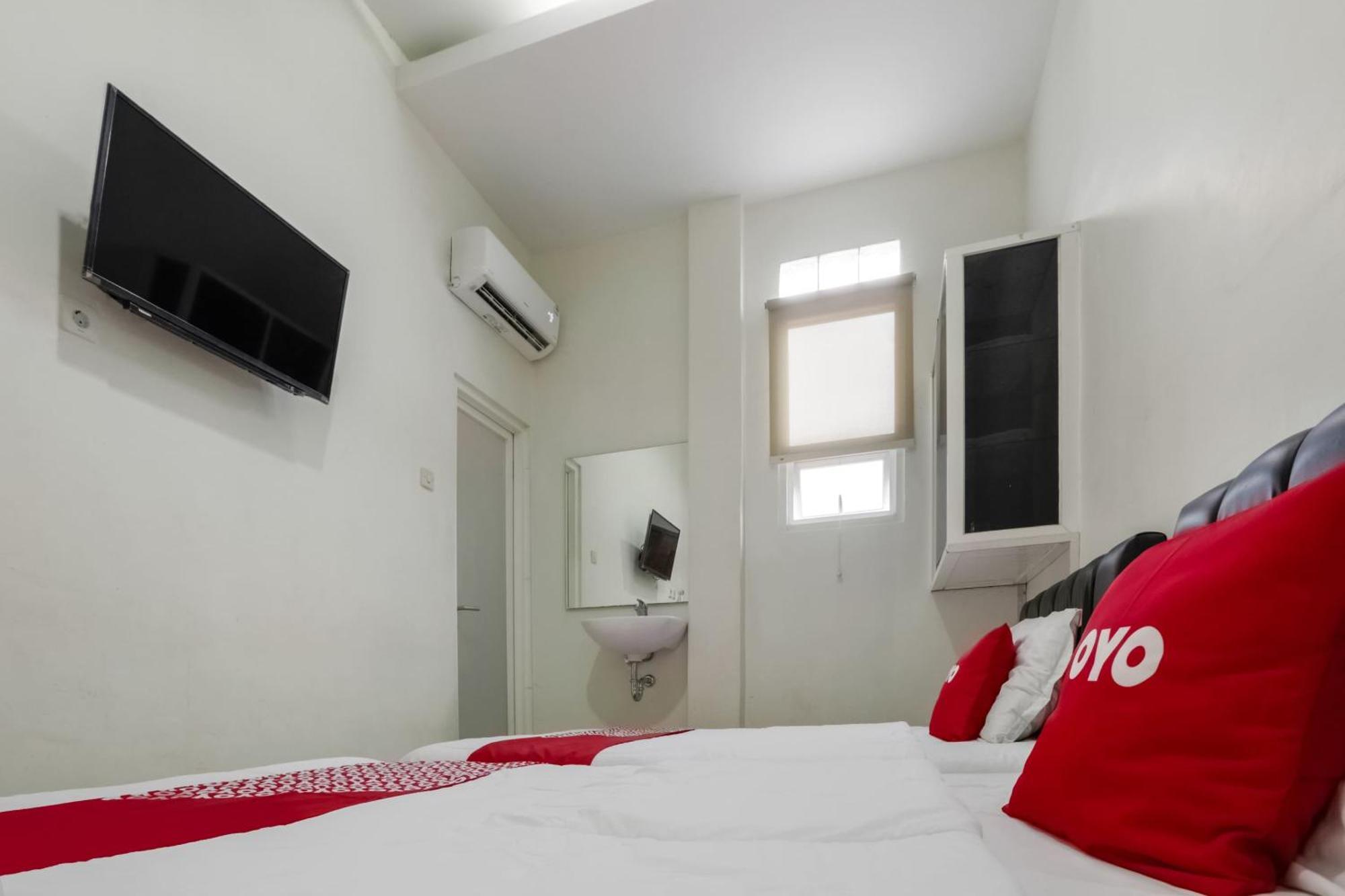 Super Oyo 3838 Tamansari Guest House Solo 外观 照片