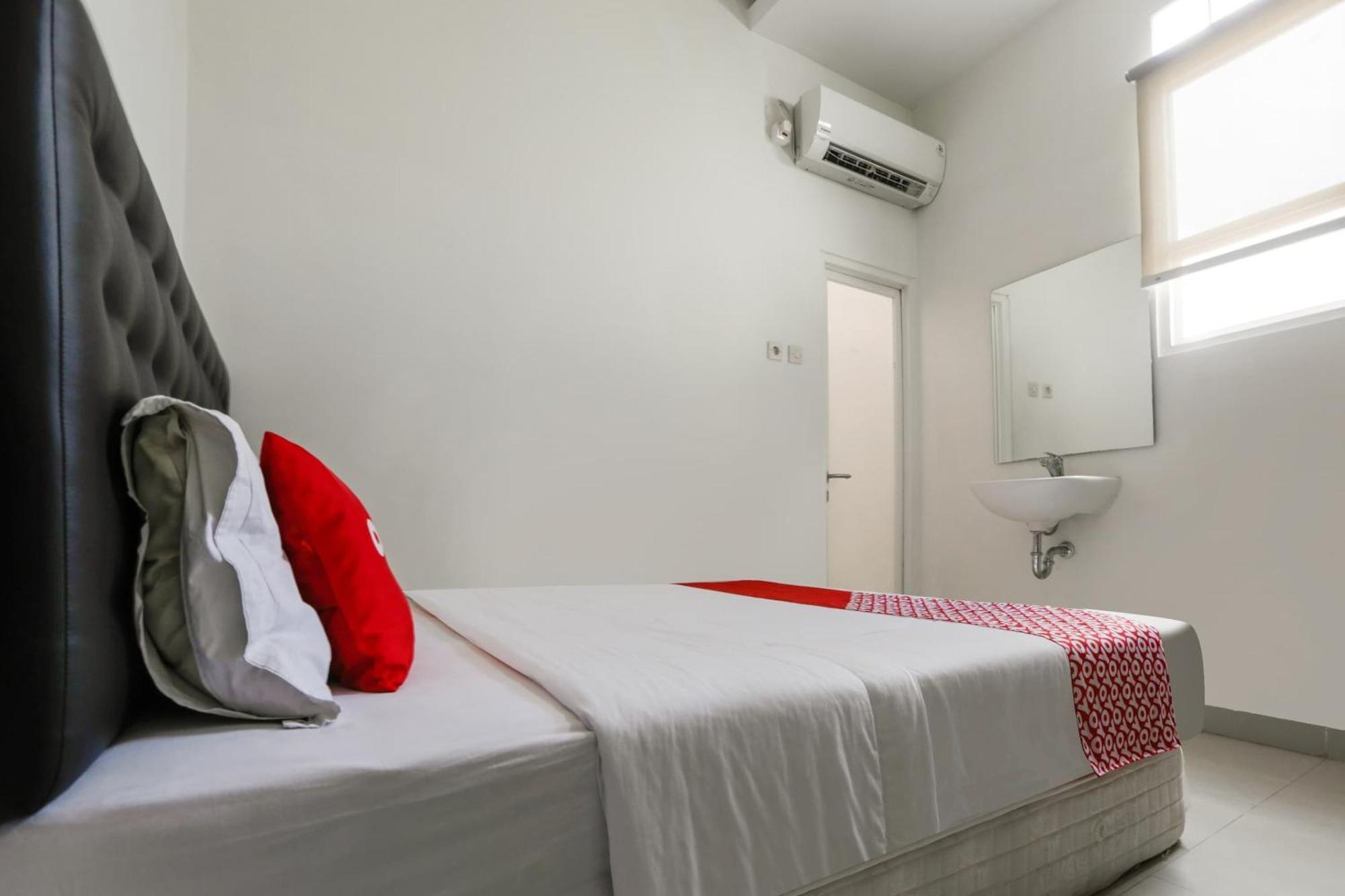 Super Oyo 3838 Tamansari Guest House Solo 外观 照片