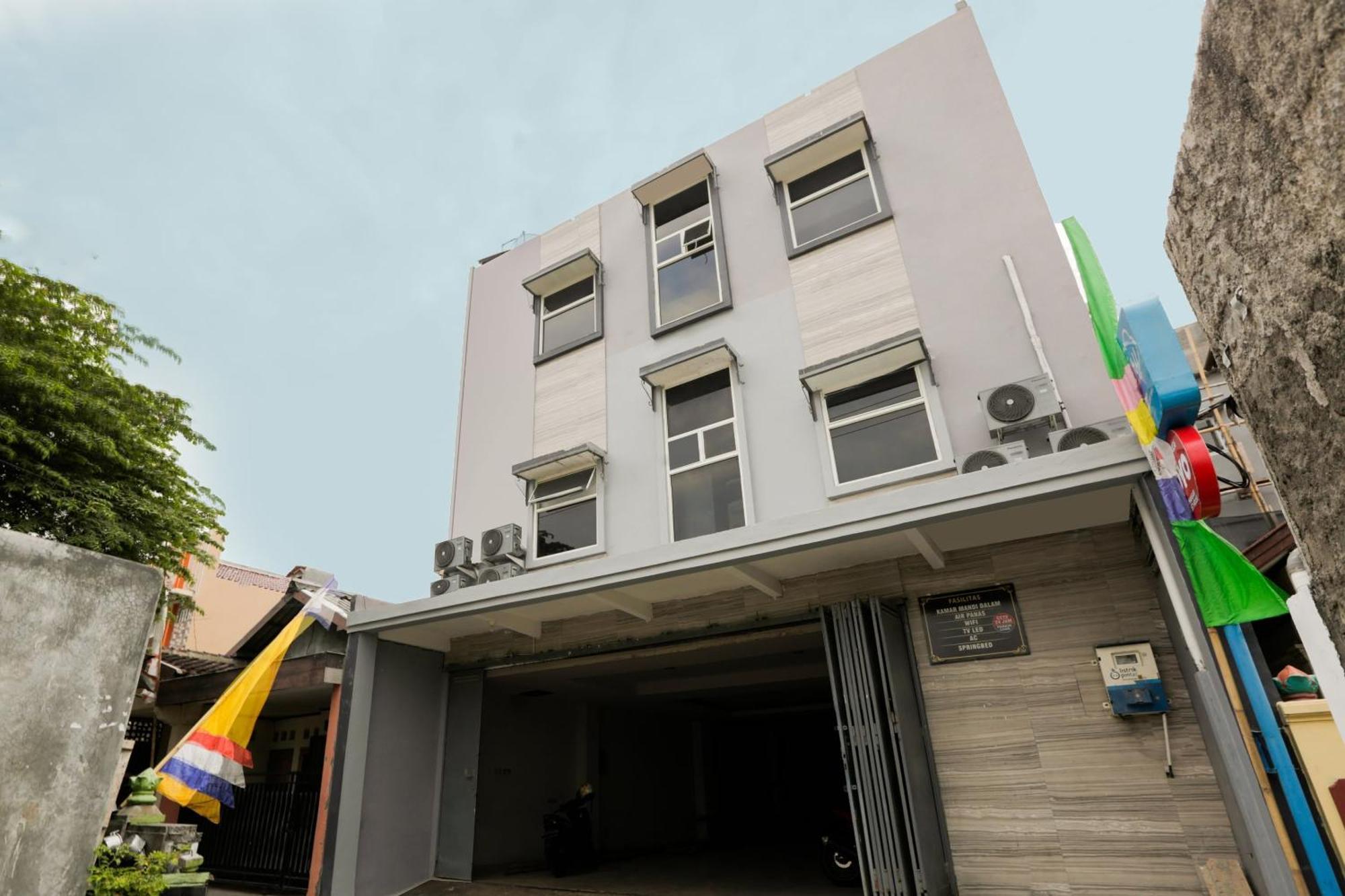 Super Oyo 3838 Tamansari Guest House Solo 外观 照片