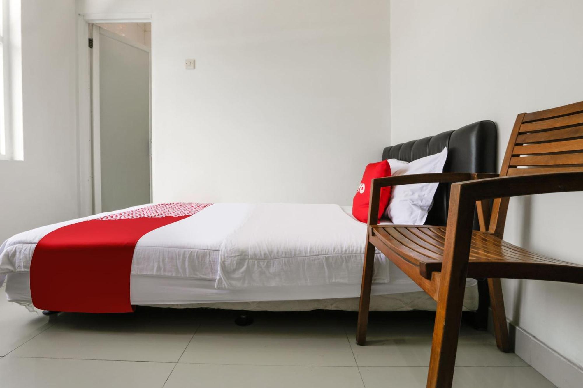 Super Oyo 3838 Tamansari Guest House Solo 外观 照片