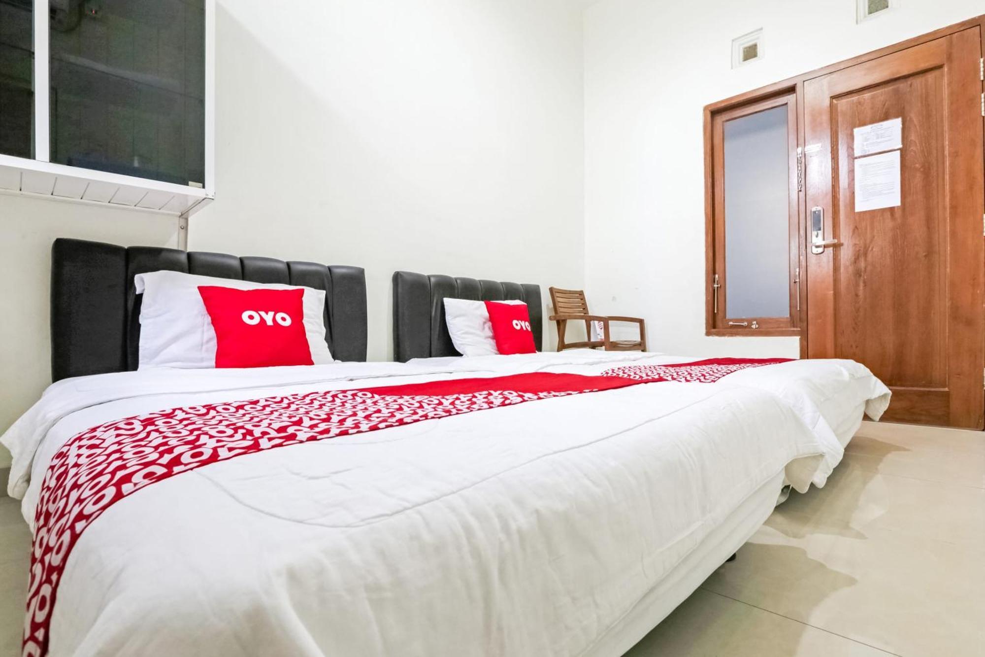 Super Oyo 3838 Tamansari Guest House Solo 外观 照片